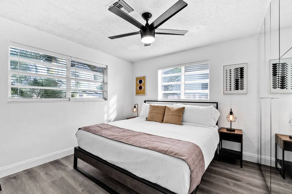 Photo of Bedroom in Boulevard Heights