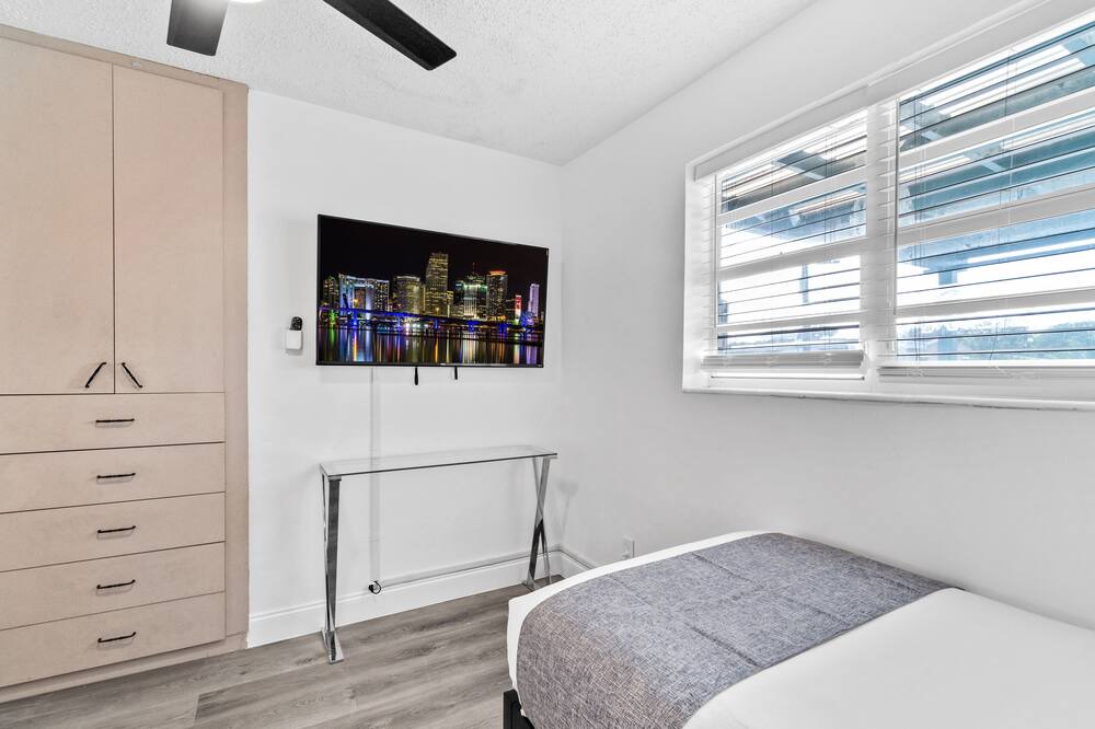 Photo of Bedroom in Boulevard Heights