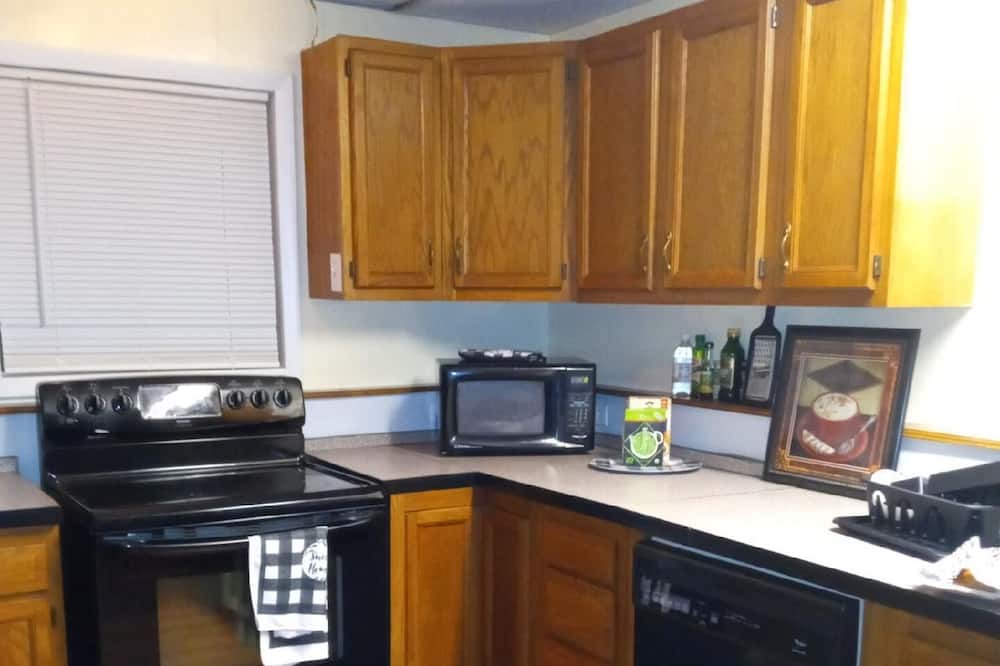 Photo of Kitchen in Great Mills