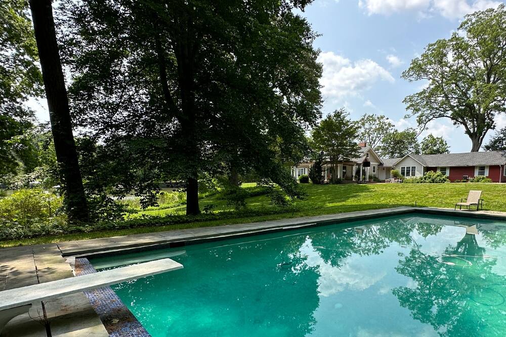Photo of Outdoor in Easton