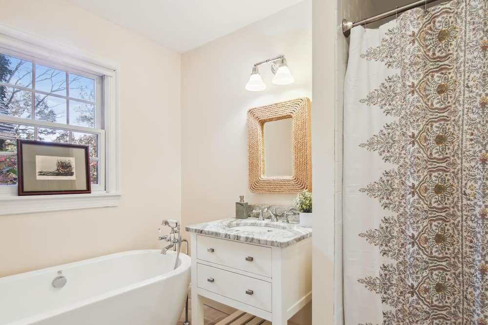 Photo of Bathroom in Easton