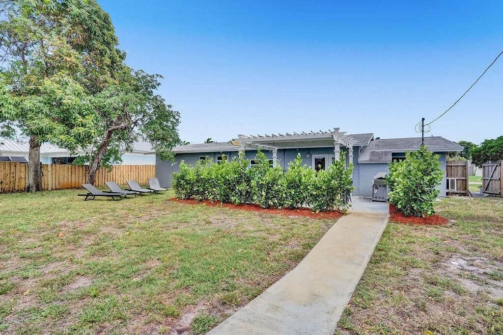 Photo of Outdoor in Deerfield Beach