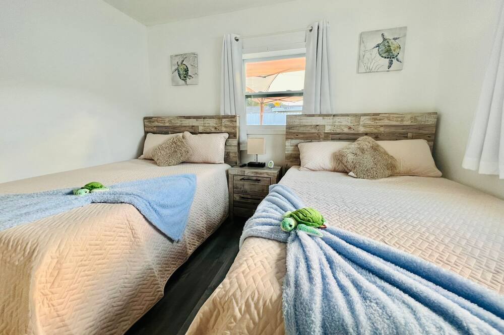 Photo of Bedroom in North Andrews Gardens