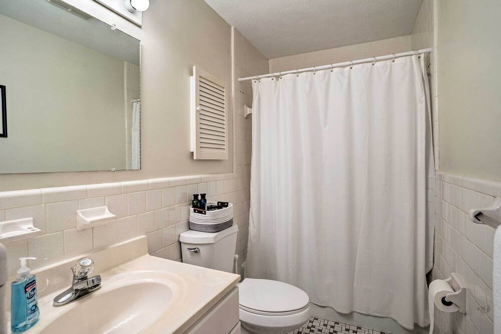 Photo of Bathroom in Pine Top