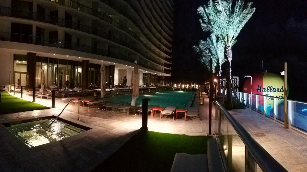Photo of Outdoor in Hollywood South Central Beach