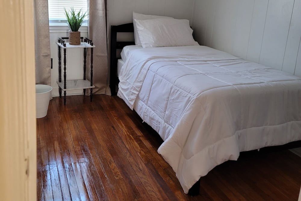 Photo of Bedroom in Overbrook