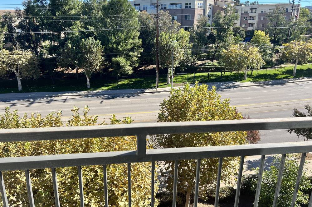 Photo of Outdoor in Warner Center