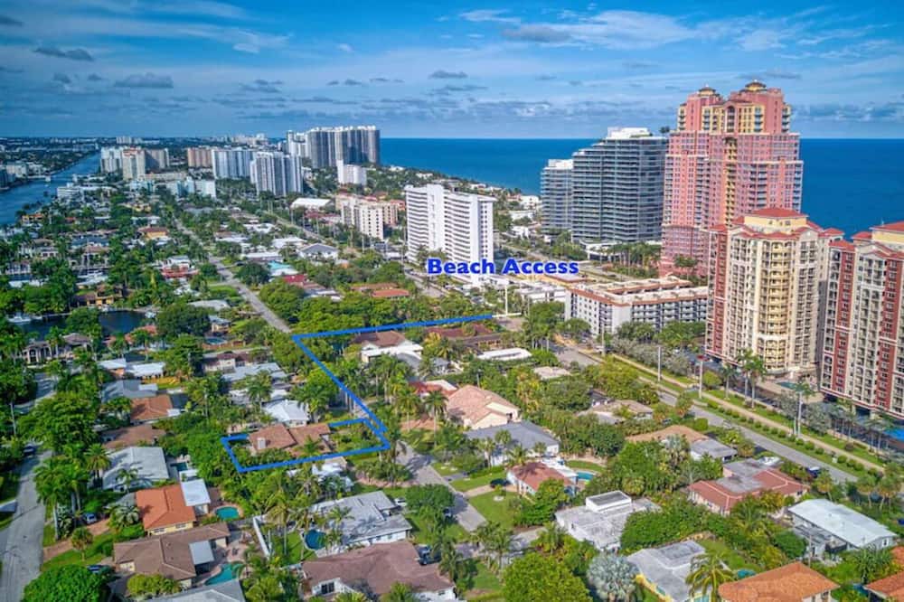 Photo of Outdoor in Dolphin Isles