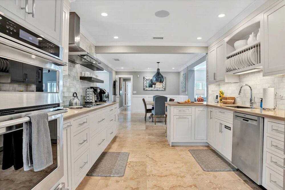 Photo of Kitchen in Dolphin Isles