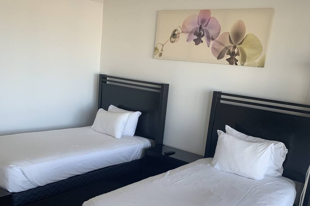 Photo of Bedroom in Hallandale Beach