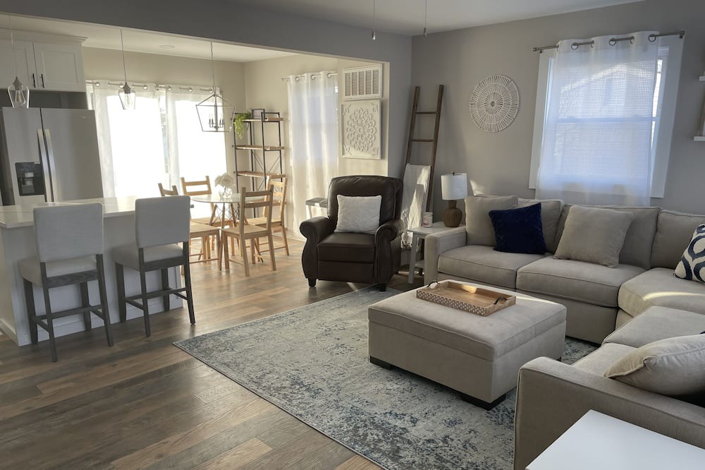Photo of Livingroom in North Cape May