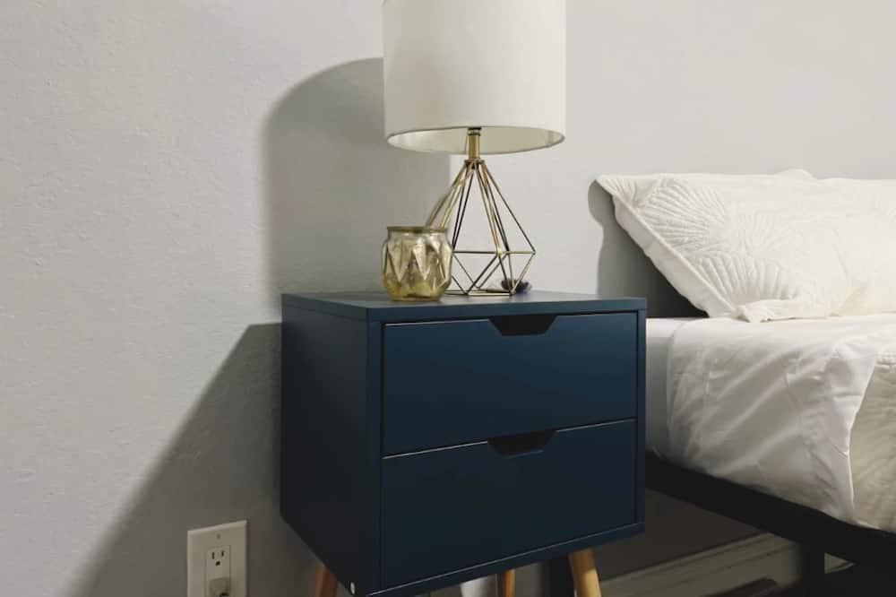 Photo of Bedroom in Coral Springs