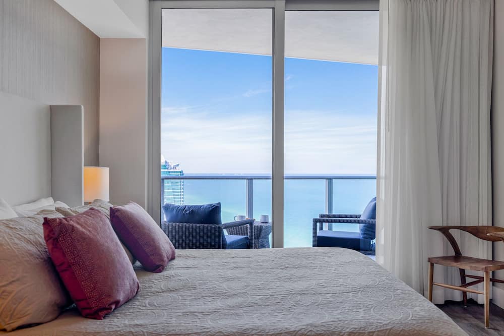 Photo of Bedroom in Hallandale Beach