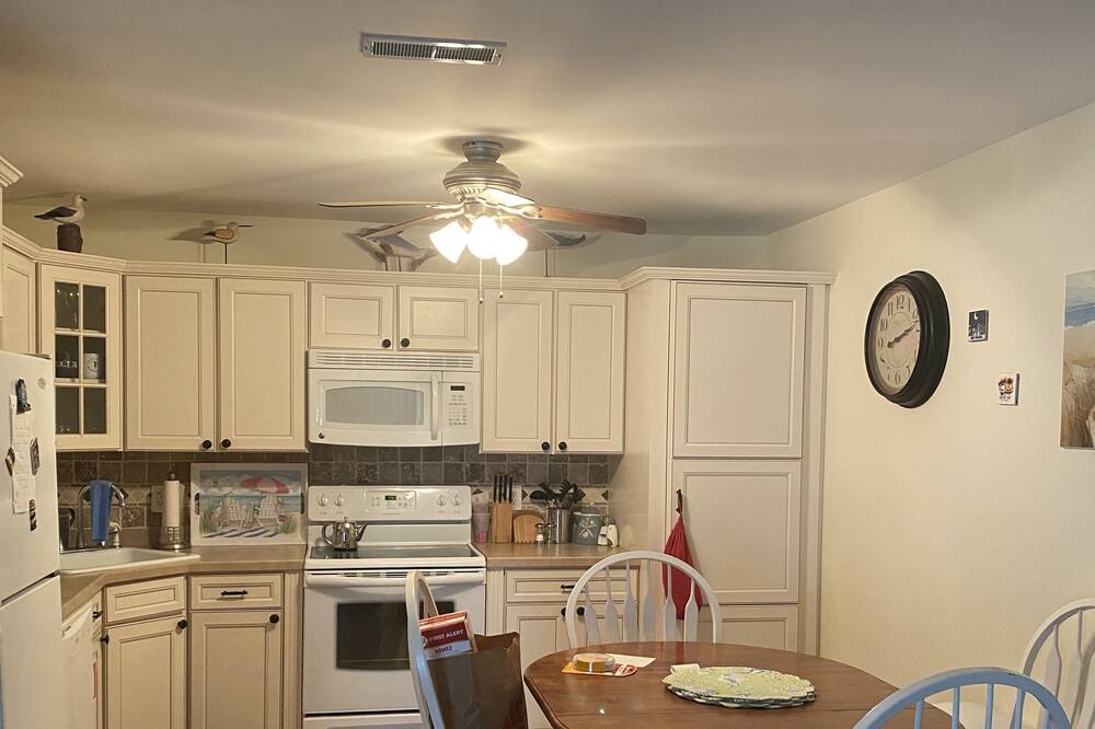 Photo of Kitchen in Village Green