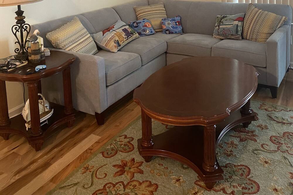 Photo of Livingroom in Village Green