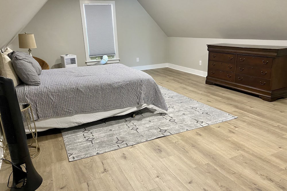 Photo of Bedroom in Secretary