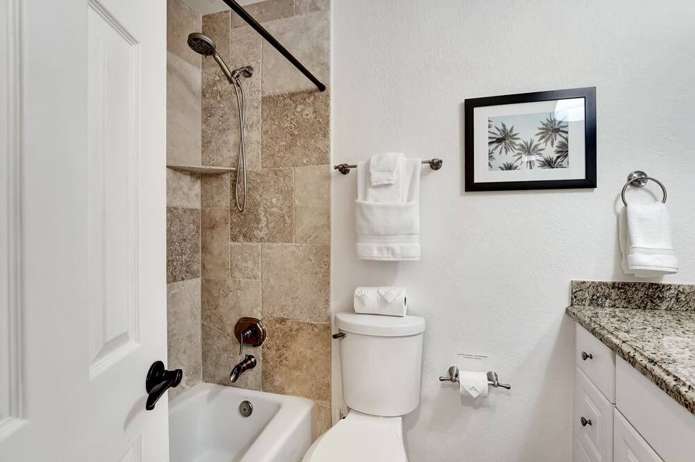 Photo of Bathroom in Highland Beach
