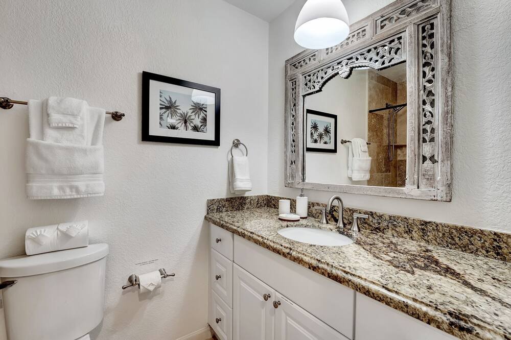Photo of Bathroom in Highland Beach