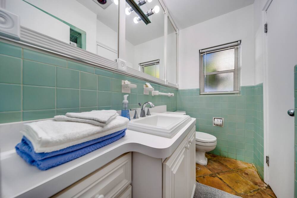Photo of Bathroom in Victoria Park