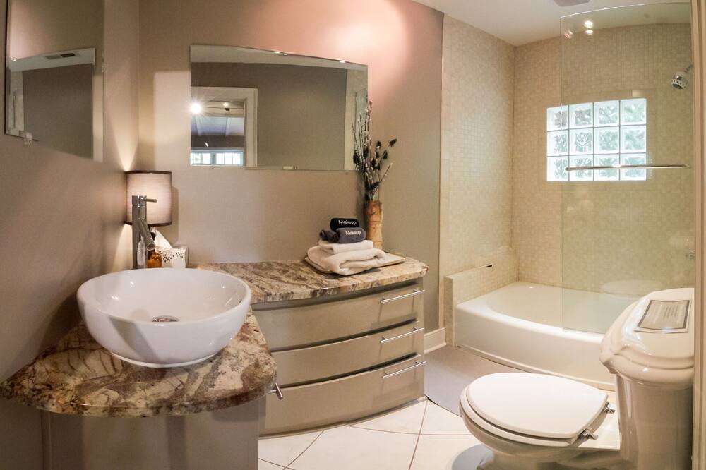 Photo of Bathroom in North Chesterfield
