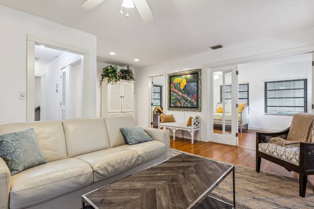Photo of Bedroom in Riverside Park