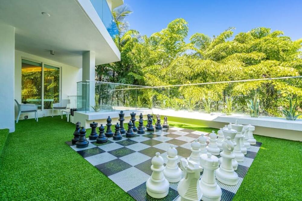 Photo of Outdoor in Golden Beach