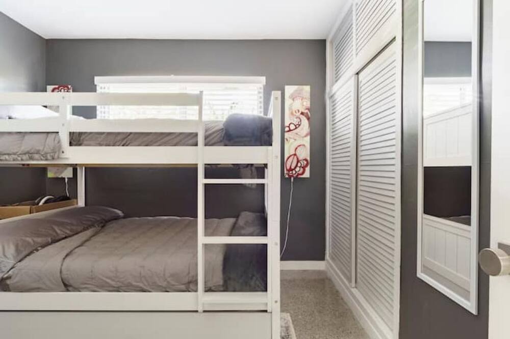 Photo of Bedroom in South Corals