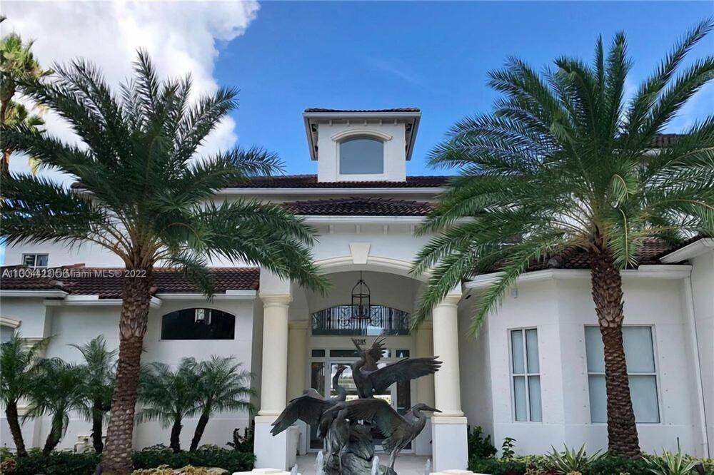 Photo of Others in Aventura