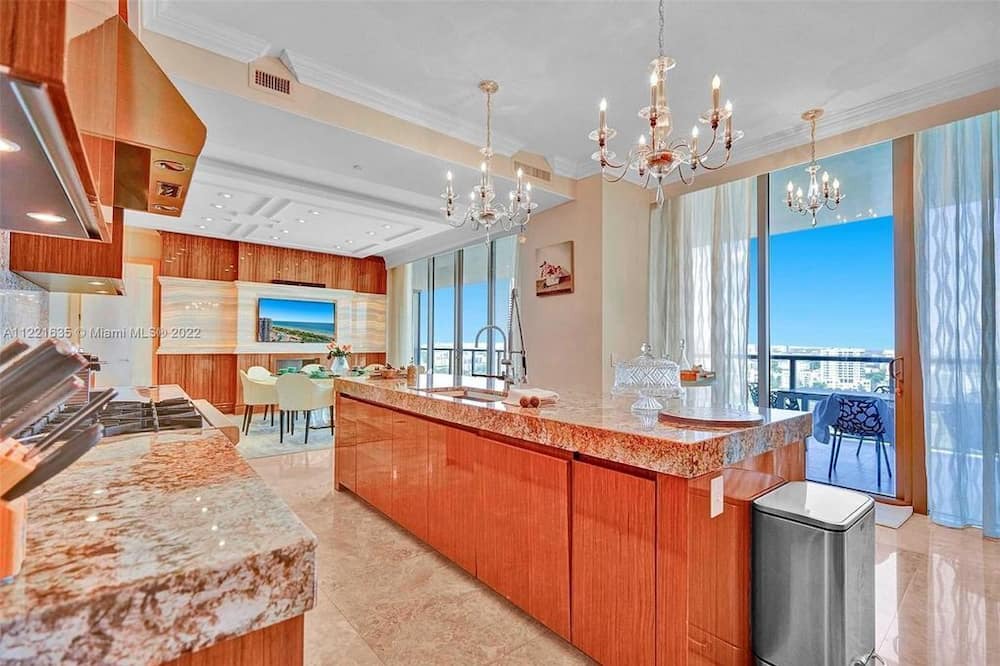 Photo of Others in Bal Harbour
