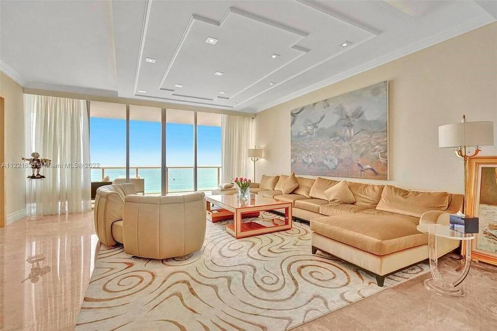 Photo of Others in Bal Harbour