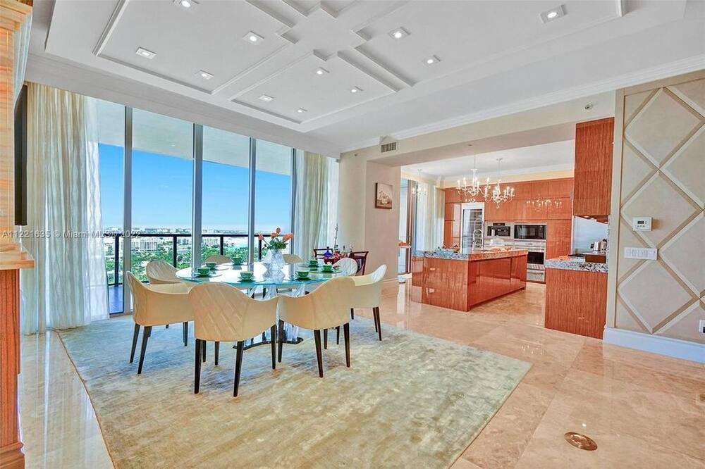 Photo of Others in Bal Harbour