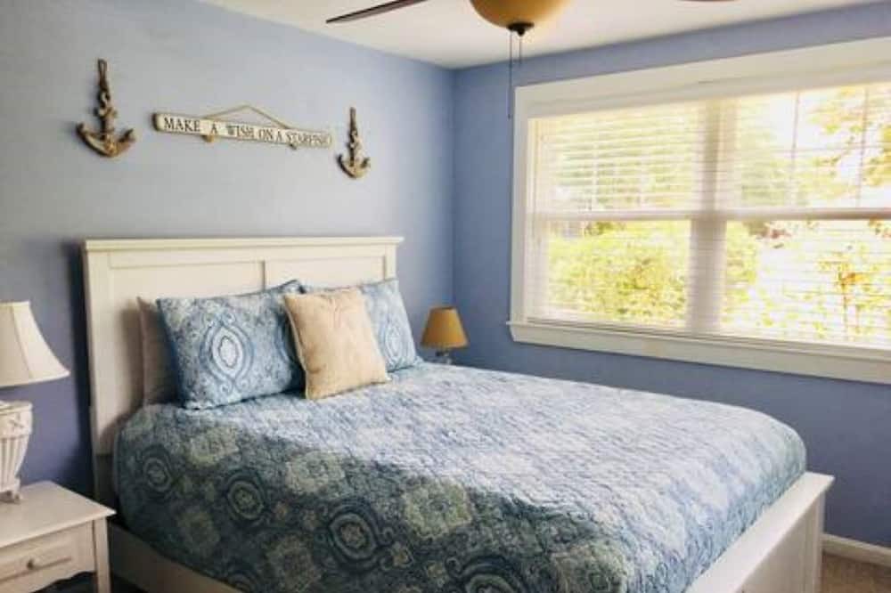 Photo of Bedroom in East Falmouth