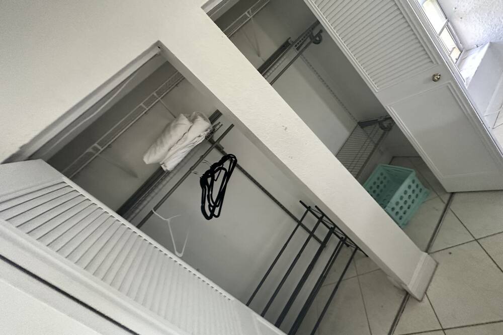 Photo of Bedroom in Coral Springs