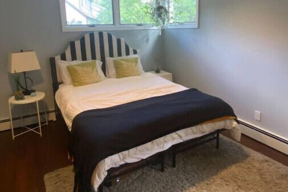 Photo of Bedroom in Emerson
