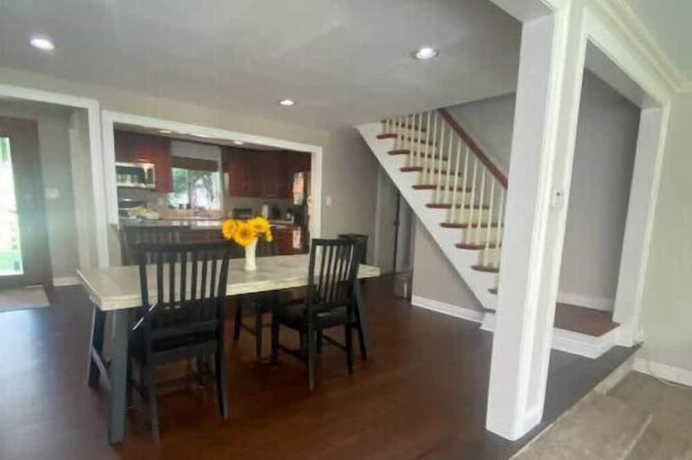 Photo of Kitchen in Emerson