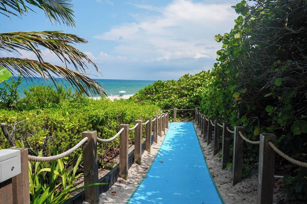 Photo of Others in Boca Raton