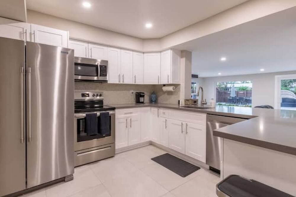Photo of Kitchen in Garden Isles