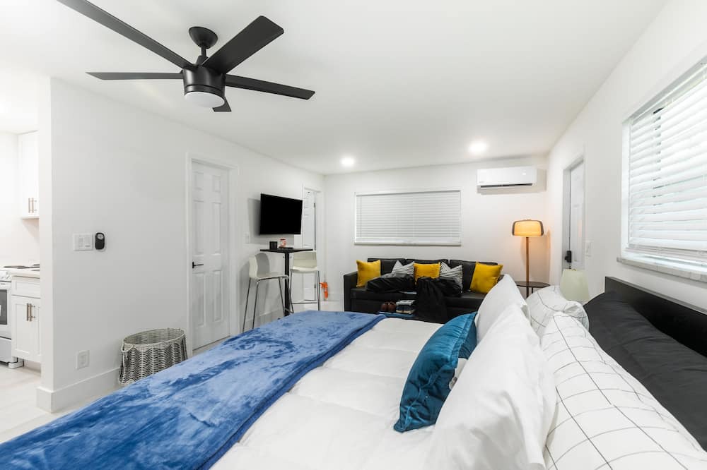Photo of Bedroom in Central Fort Lauderdale
