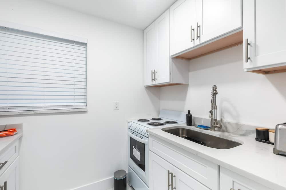 Photo of Kitchen in Central Fort Lauderdale