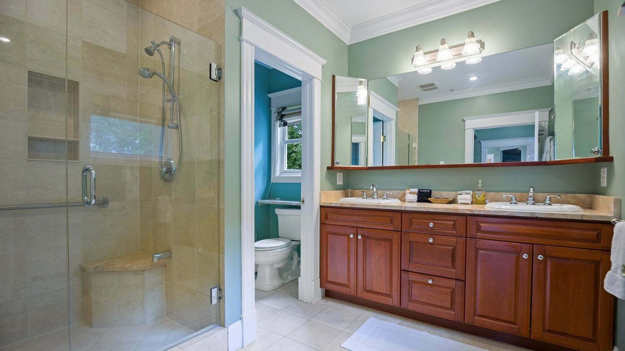 Photo of Bathroom in Ridge