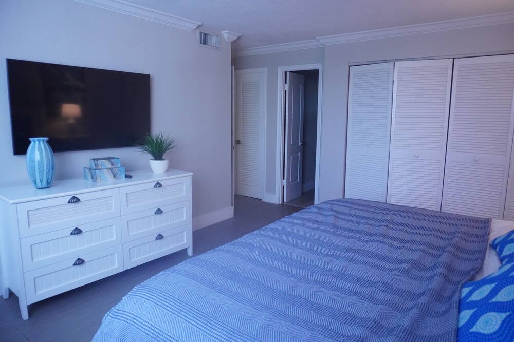 Photo of Bedroom in Boca Raton