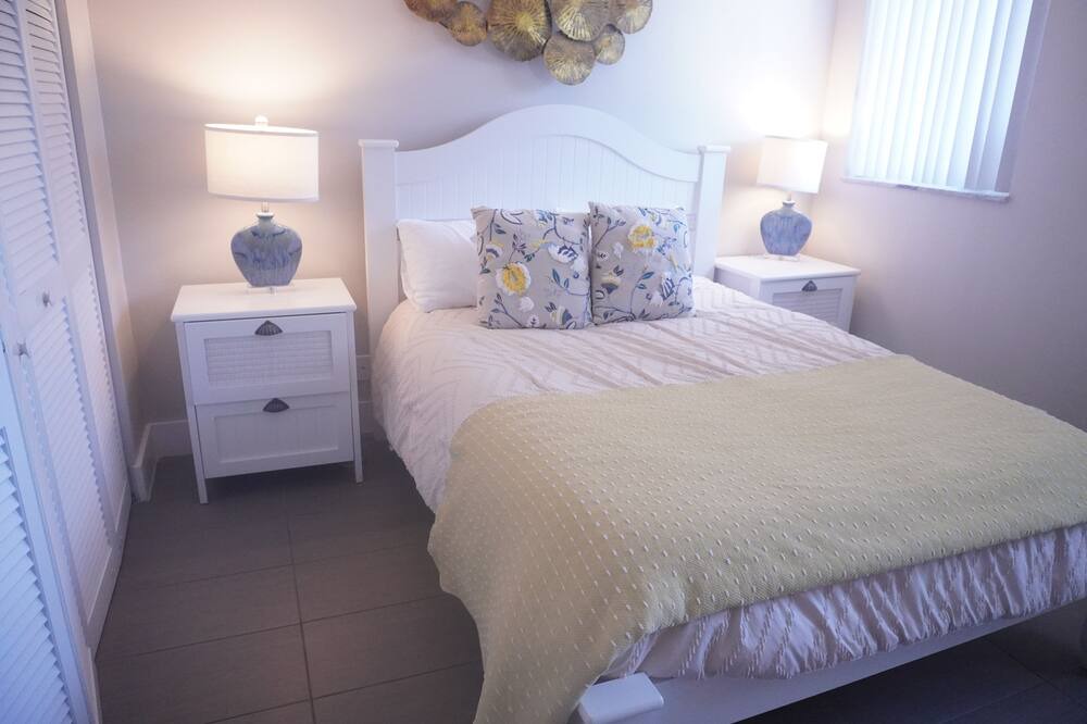 Photo of Bedroom in Boca Raton