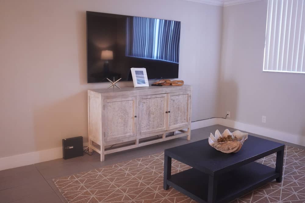 Photo of Livingroom in Boca Raton