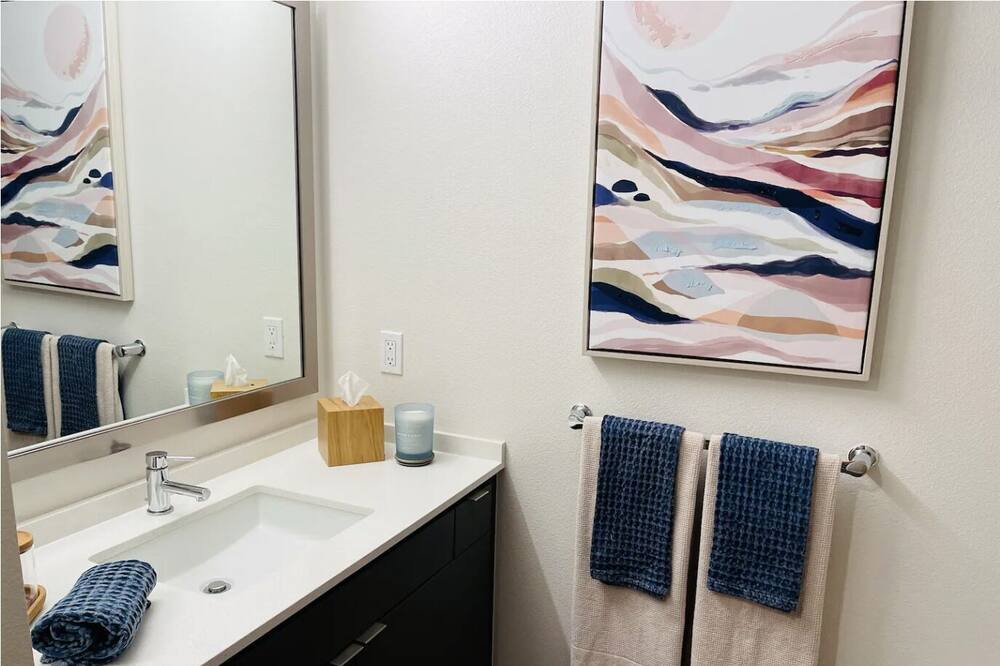 Photo of Bathroom in The Flats