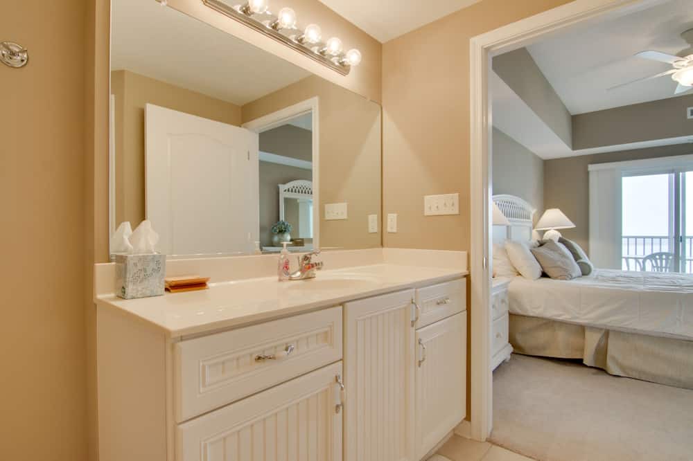Photo of Bathroom in Crisfield