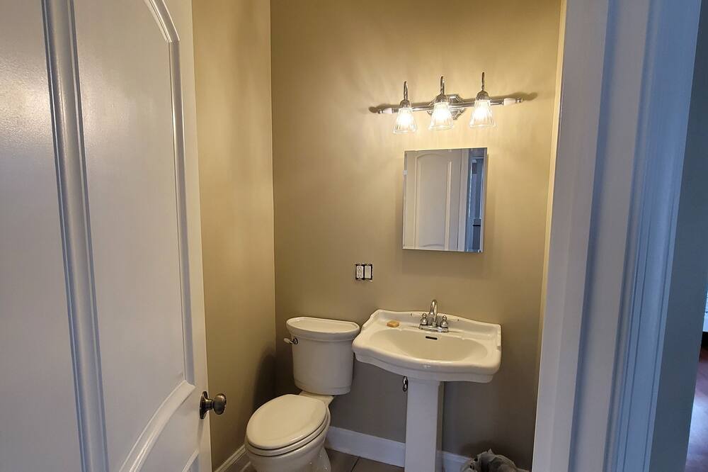 Photo of Bathroom in Rock Hall
