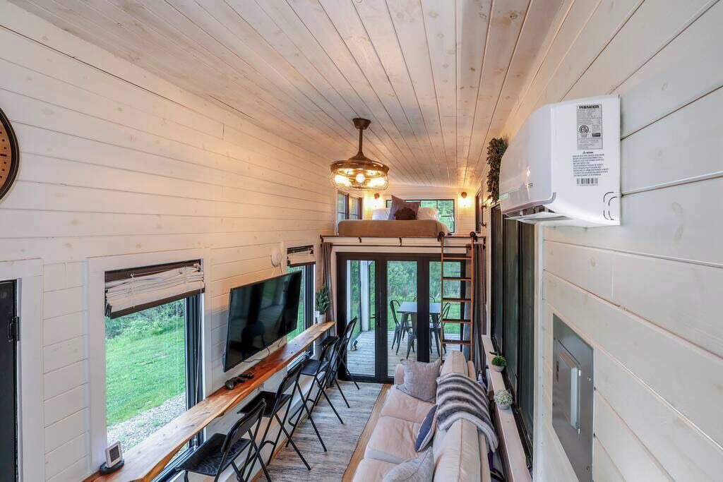 Photo of Livingroom in Town of Schodack