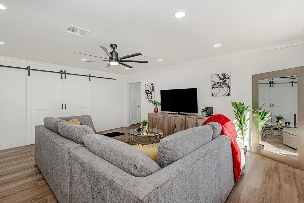 Photo of Others in Santa Barbara Estates
