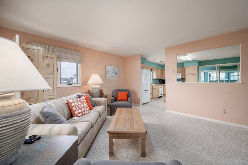 Photo of Livingroom in South Bethany Harbor