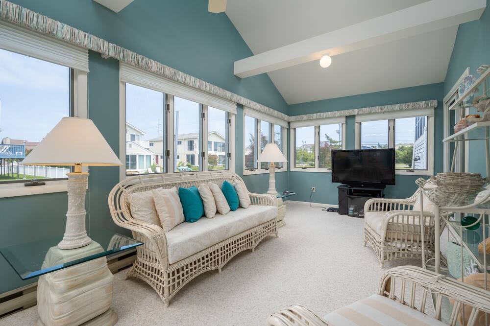 Photo of Livingroom in South Bethany Harbor
